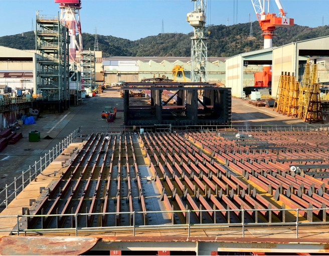 建設現場で使用される鋼材のイメージ